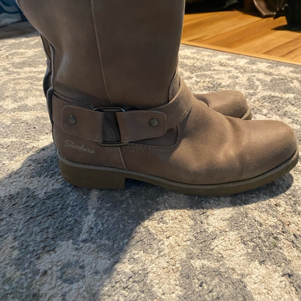 Skechers Tan Faux Fur Lined Boots